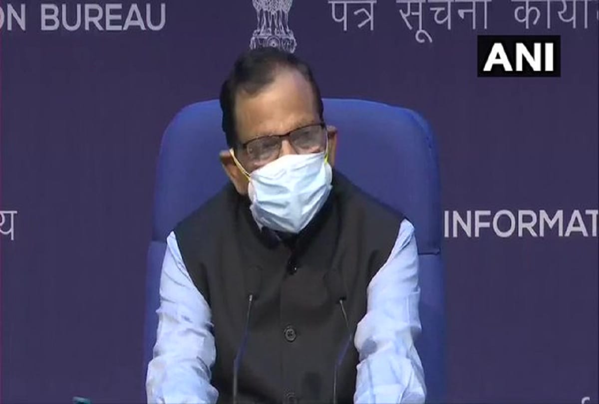 Corona pandemic 20 out of 100 children at risk of Corona infection Karnataka-Delhi also alert