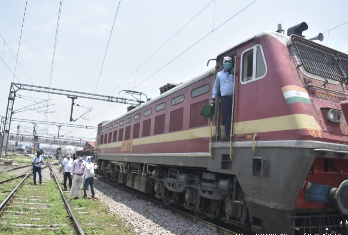 First Oxygen loaded Express train coming to Gorakhpur