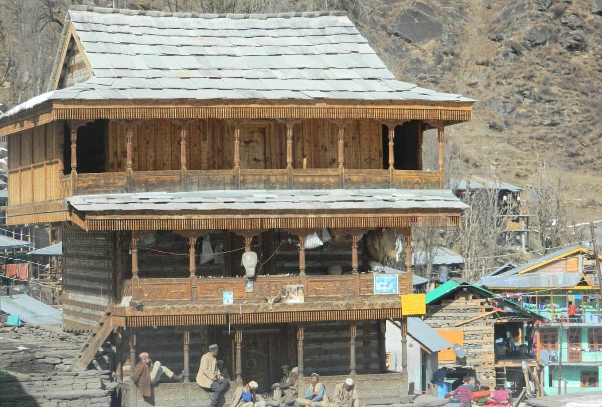 Azadi Ka Amrut Mahotsav: Unique malana village of Himachal, where law and order is run by the devta tradition and its own democratic system