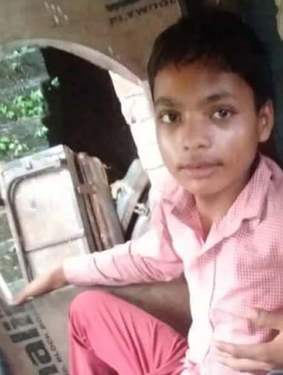 Two bike-ridden cousins die after being hit by a brick-laden tractor trolley in Jaunpur