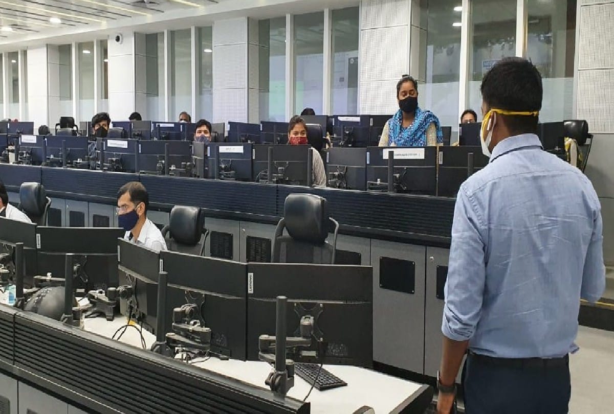 Call the control room for bed in covid Hospitals of agra