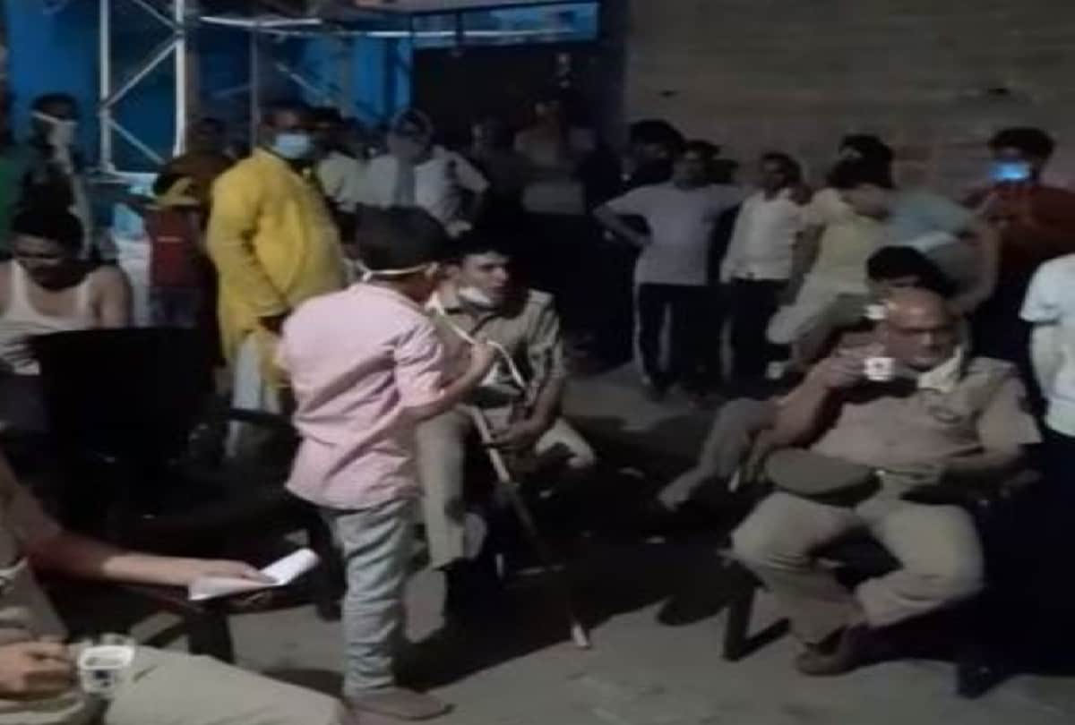 Lover couple gets married in the presence of police in Mainpuri