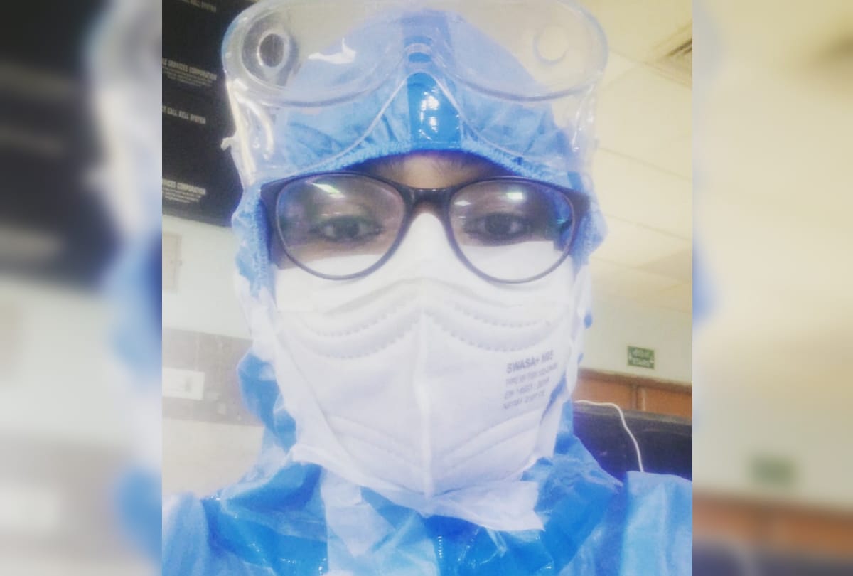 BRD medical college female doctor harshita dwivedi special story