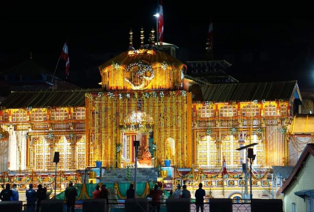 Chardham Yatra 2021: two Saints Doing death strike for Badrinath Dham visit