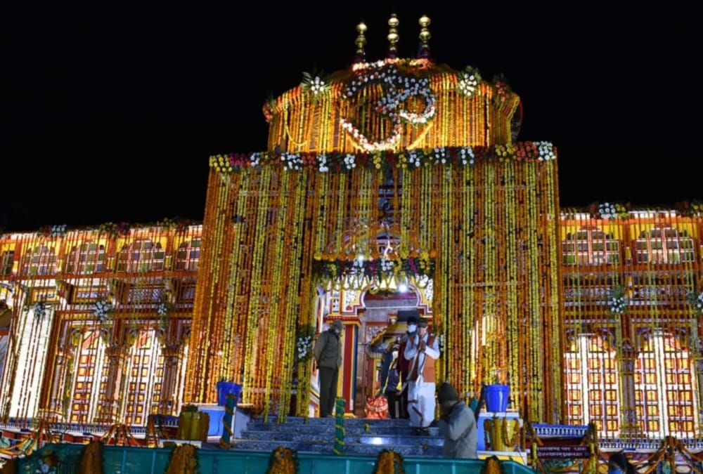 Chardham Yatra 2021: Badrinath Dham Doors Opening Today Beautiful Photos