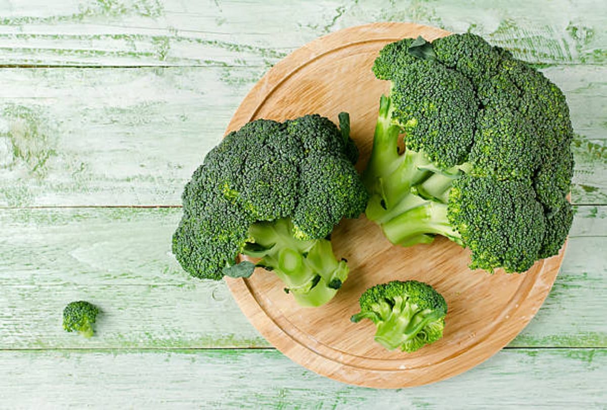 do not put these vegetables and Fruits togeather in Fridge
