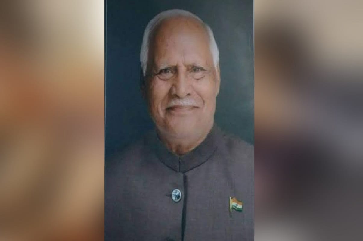 Former MP of Damoh Lok Sabha constituency Shivraj Singh Lodhi died while undergoing treatment at Chirayu Hospital Bhopa