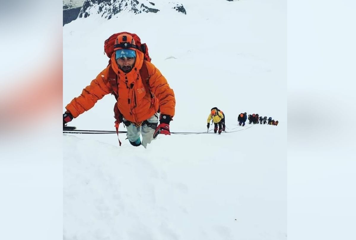 Hemraj of Manali himachal climbs Mount Pumori peak in Nepal