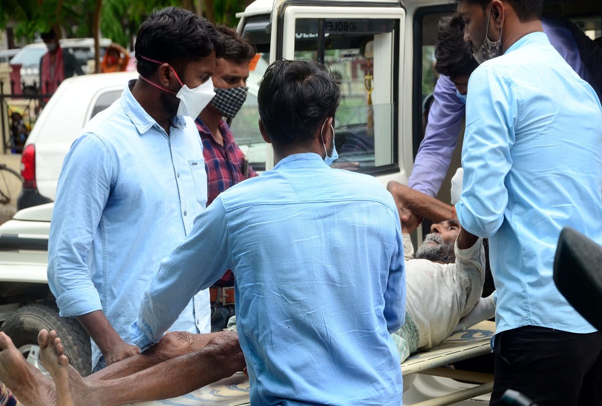 Prayagraj: 34 patients admitted in SRN's corona ward
