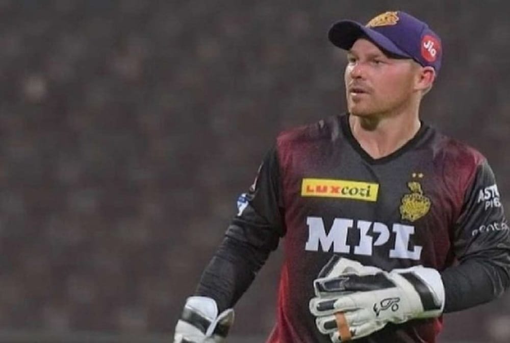 Tim Seifert tests negative for Covid19, on his way back home 