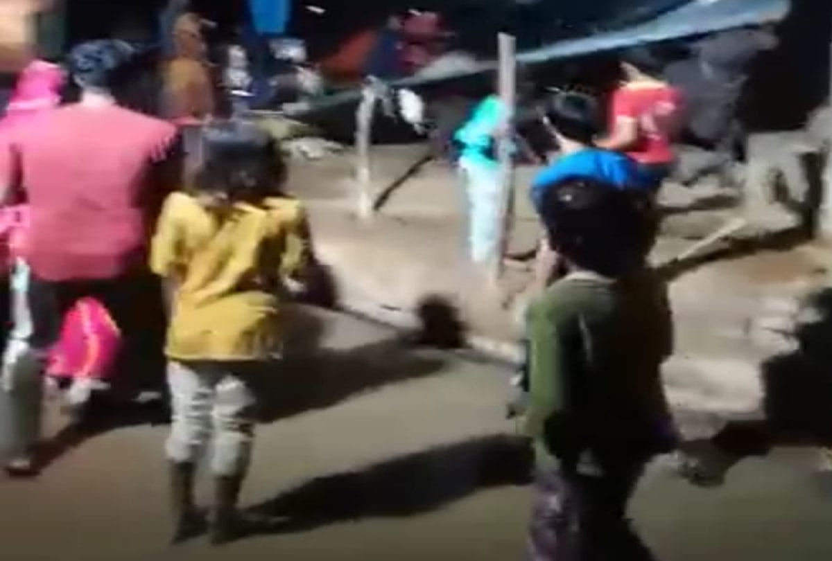 dispute in auraiya, action on 20 people