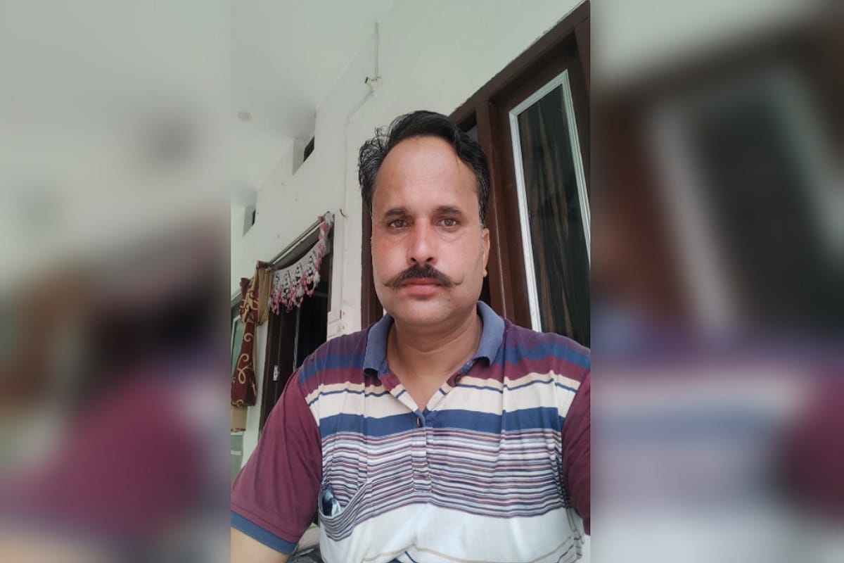 UP Crime News: Former gram pradhan has shot dead to a teacher in election rivalry in a village of Bijnor
