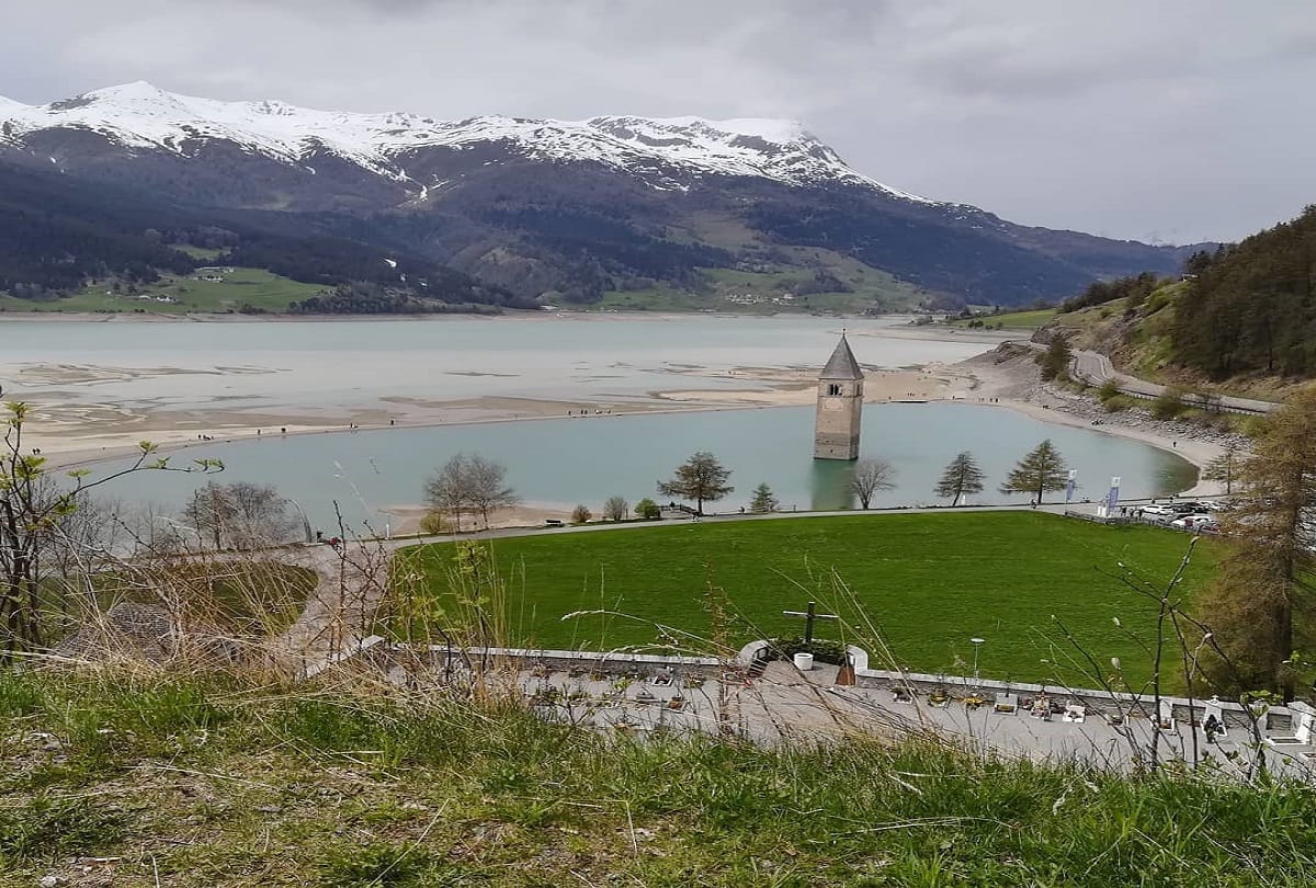 italy lost village emerges from lake after 70 years picks goes viral