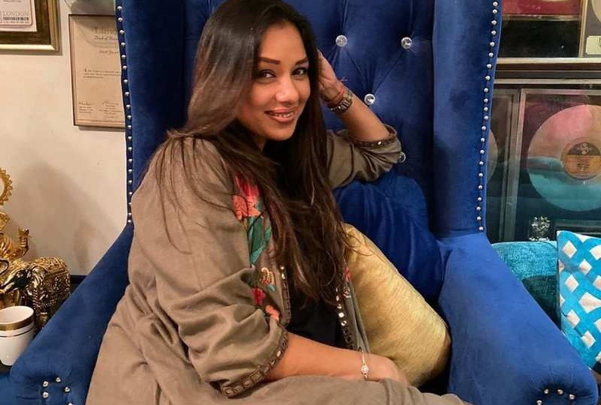 Rupali Ganguly Aka Anupamaa Transformation in 25 Years See Photos