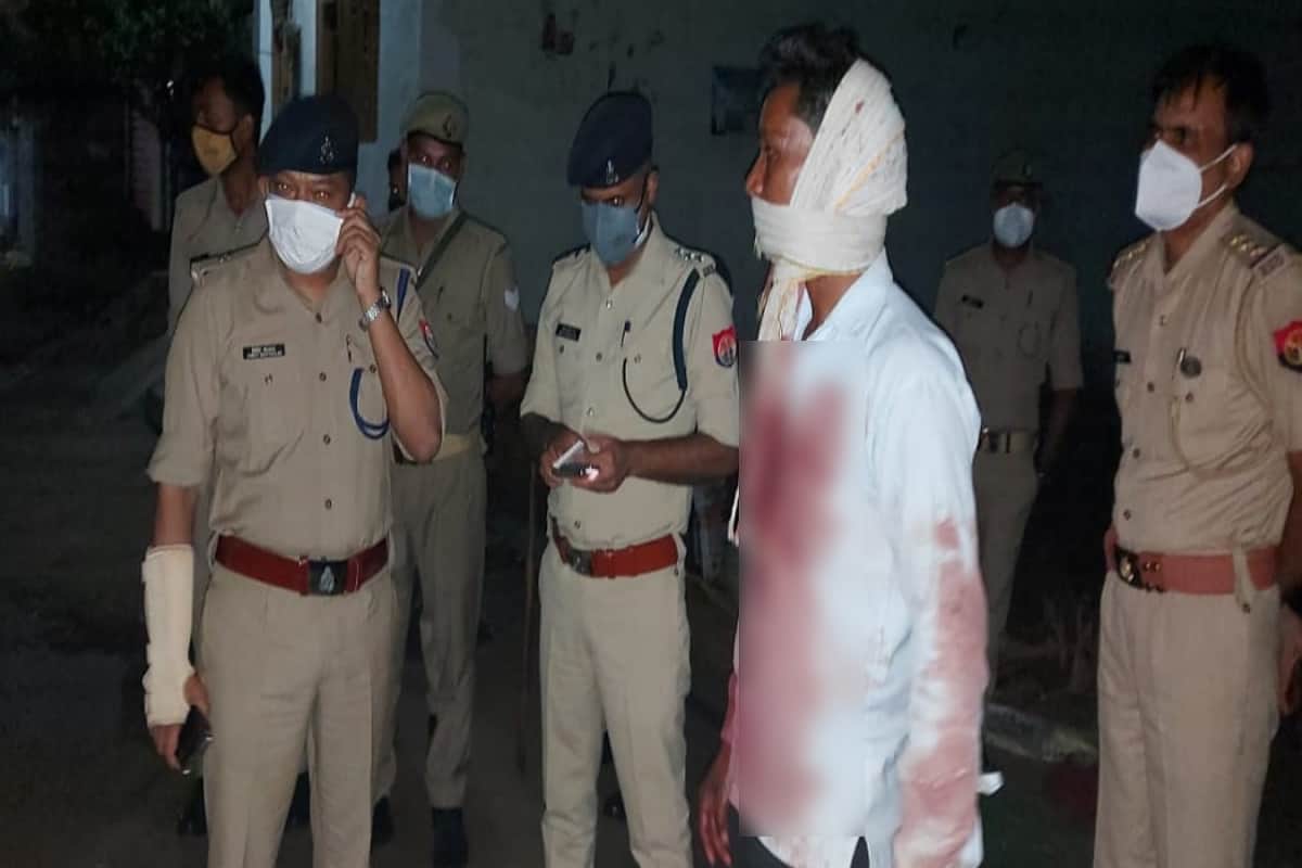 UP Crime News: A man called his wife and said, save me but many accused has killed in a village of Meerut