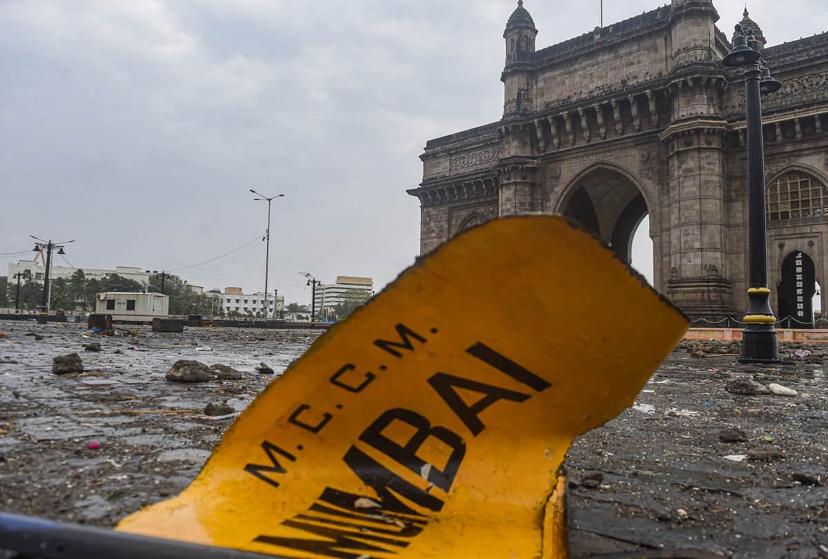 severe cyclone tauktae hit gujarat maharashtra goa and karnataka here you see the unseen pictures from cyclone