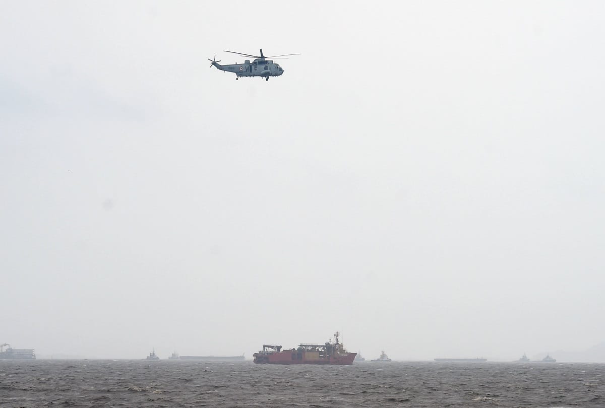 cyclone tauktae ship is stuck in palghar in maharashtra Oil leakage continues