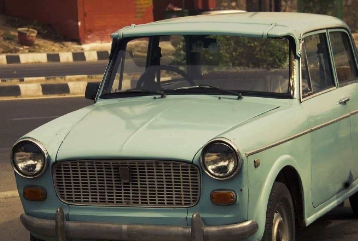 These Five Bollywood Celebs And Their First Car Salman Khan, Amitabh Bachchan, Kajol