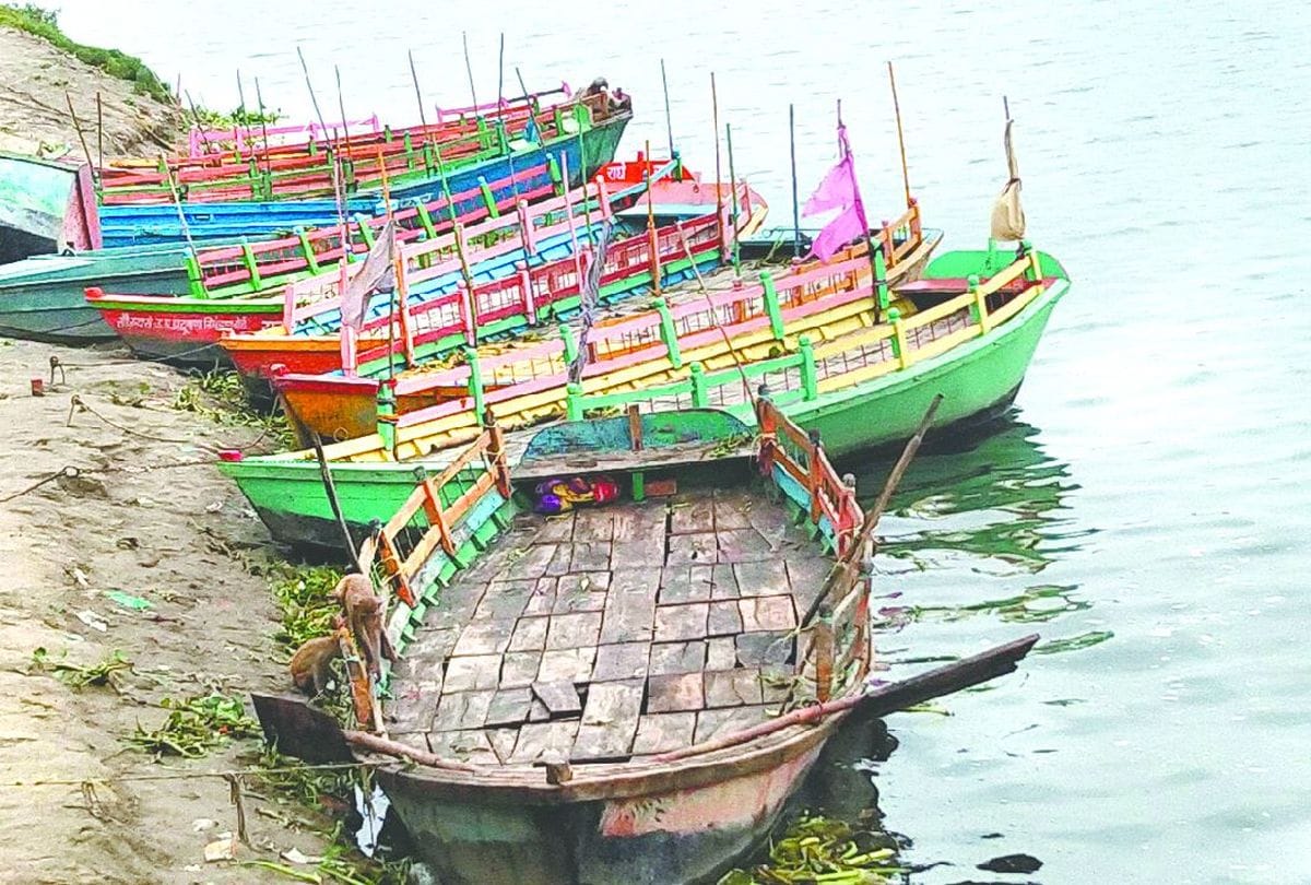 employment of sailors stalled due to Corona curfew in Vrindavan