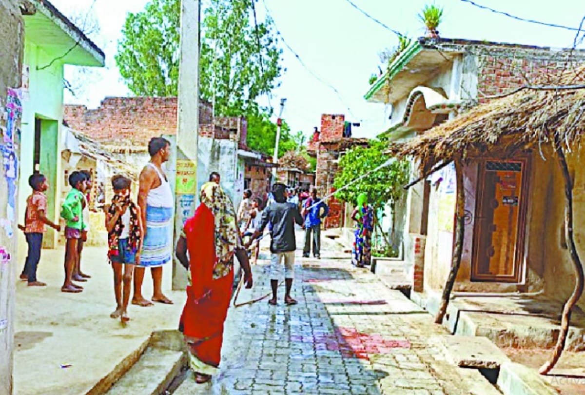 condition of people during corona in villages in Lucknow.