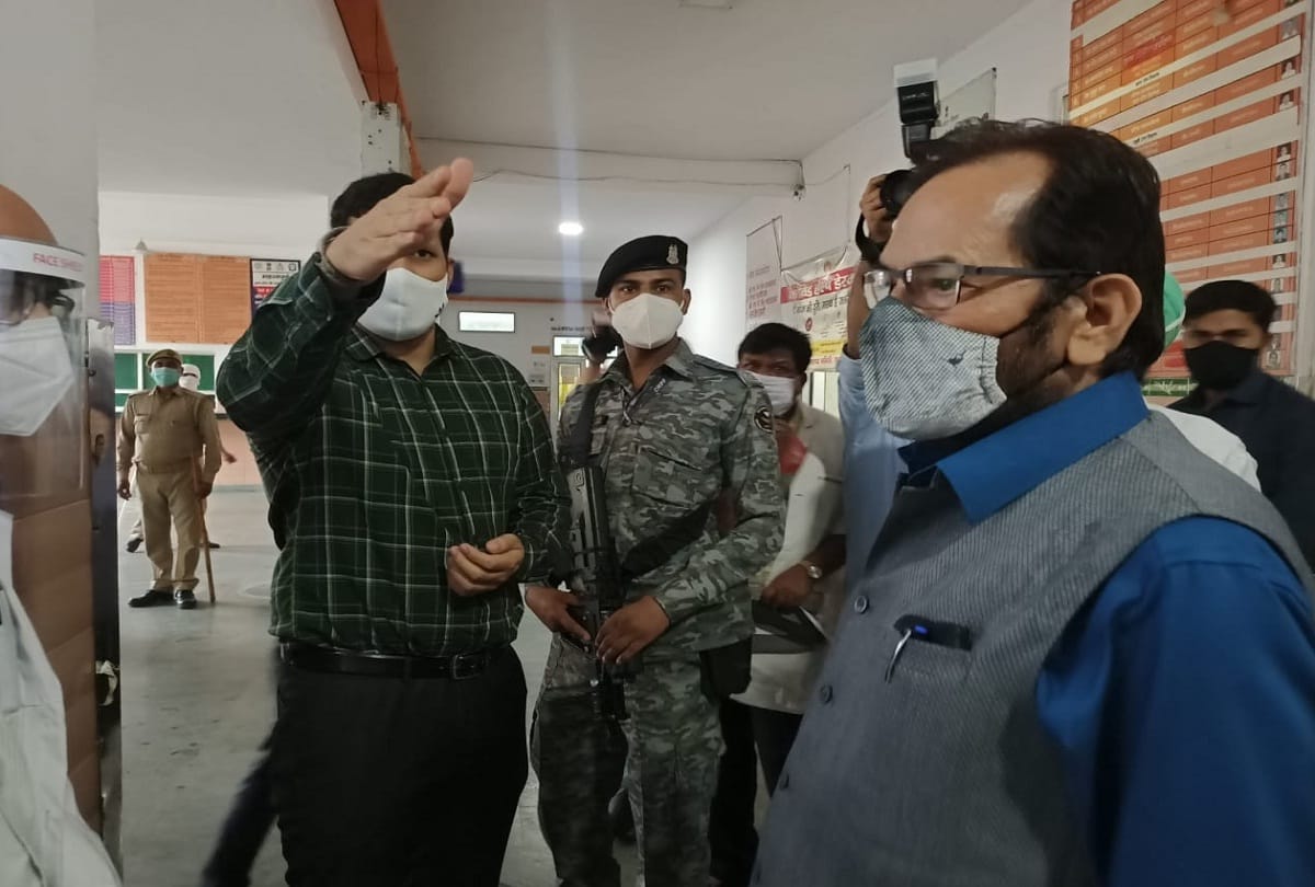 Mukhtar Abbas Naqvi said Modi Yogi government worked strongly on every front in fighting Corona
