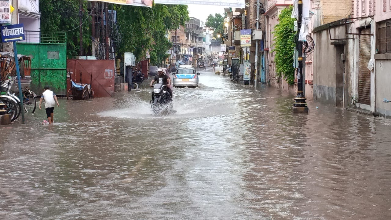 cyclone tauktae impact Rainfall breaks 52 years record in Banaras warning issued by imd weather