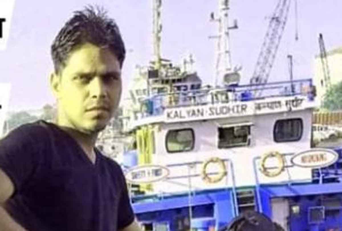 Kakwan's youth trapped in a cyclone Totke, Sushil was helper in ship Ocean Ocean 303