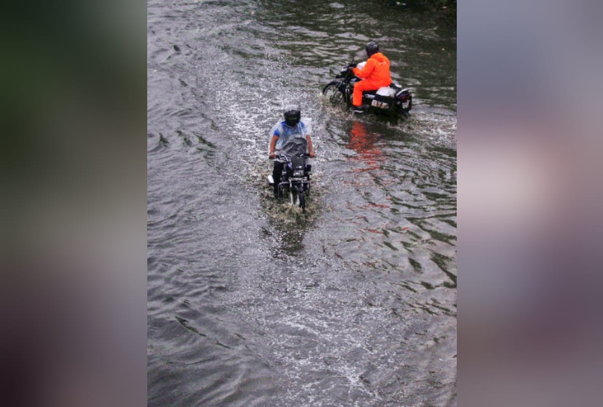 taukte effect in delhi ncr rain continuous from wednesday water logging