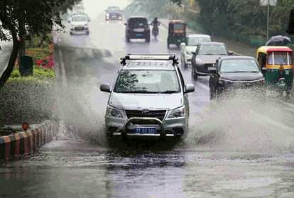Delhi NCR Weather Update Today Light Rain Likely In Many Areas Delhi-NCR News in Hindi