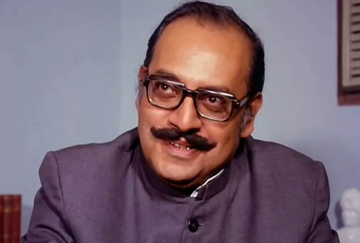 Utpal Dutt interesting unknown facts played role in Gol Maal Bhuvan Shome Naram Garam Shakespeare Othello