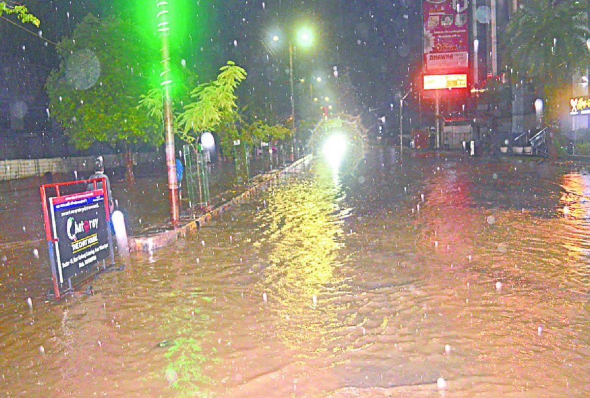 tauktae cyclone updates: heavy rain in agra