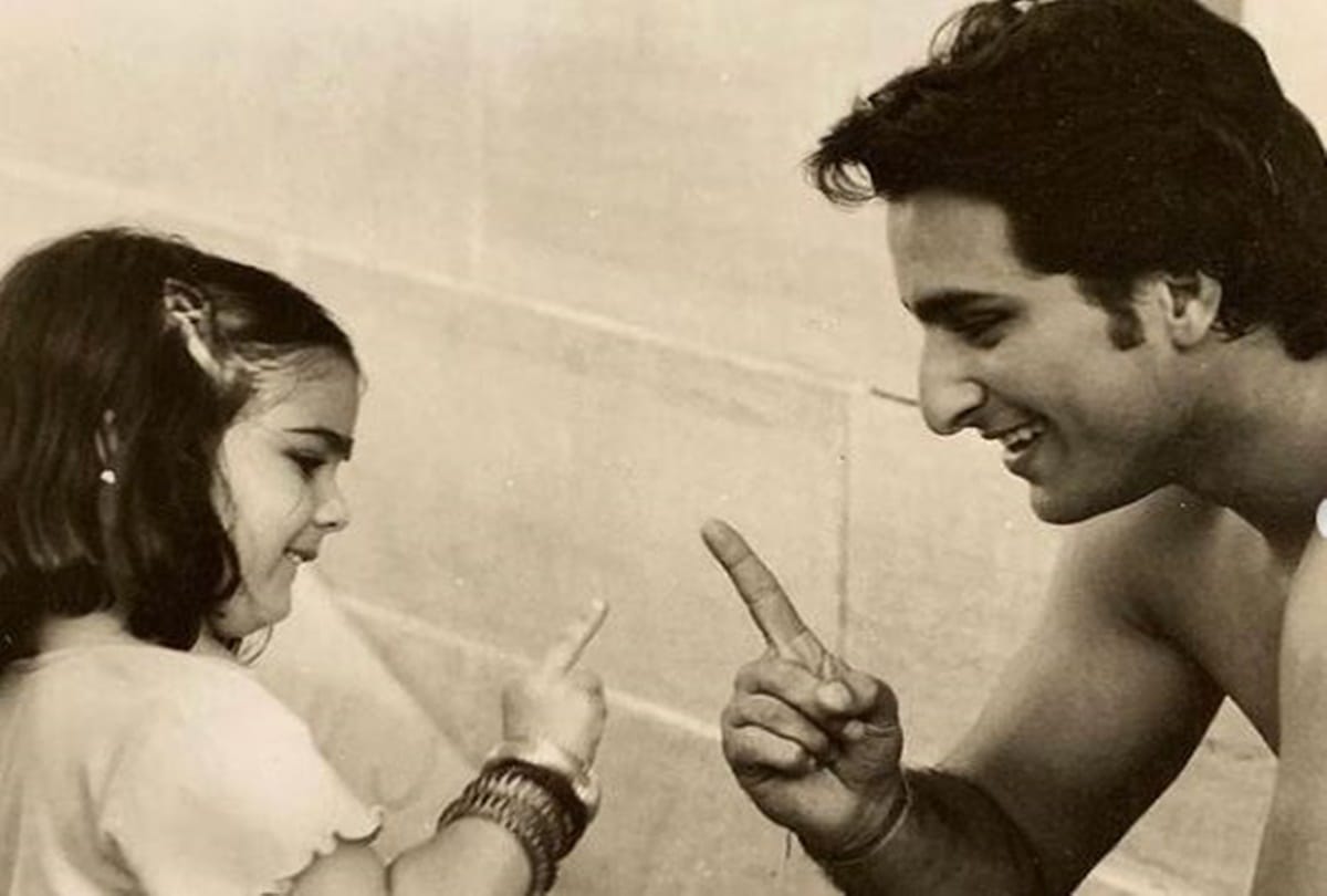 Sara Ali Khan shares a great bond with father Saif Ali Khan both are extremely interested in history and reading books