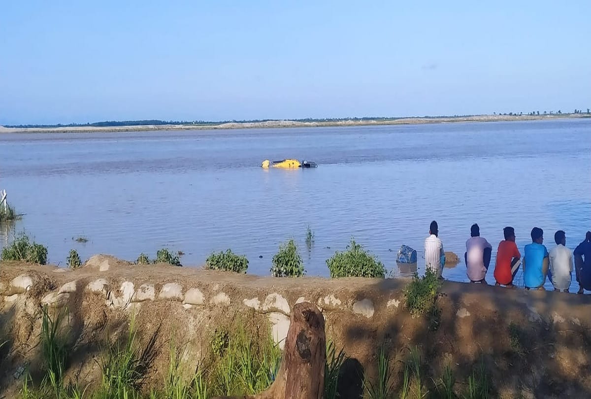 Situation worsening due to rise in water level of Sharda river nine people trapped in flood SSB rescued