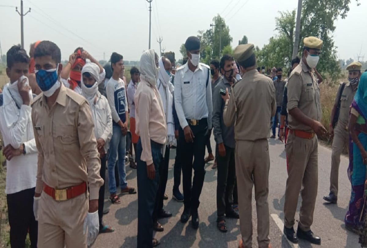 Newly elected village pradhan and his brother killed in road accident in Kaushambi, son in critical condition