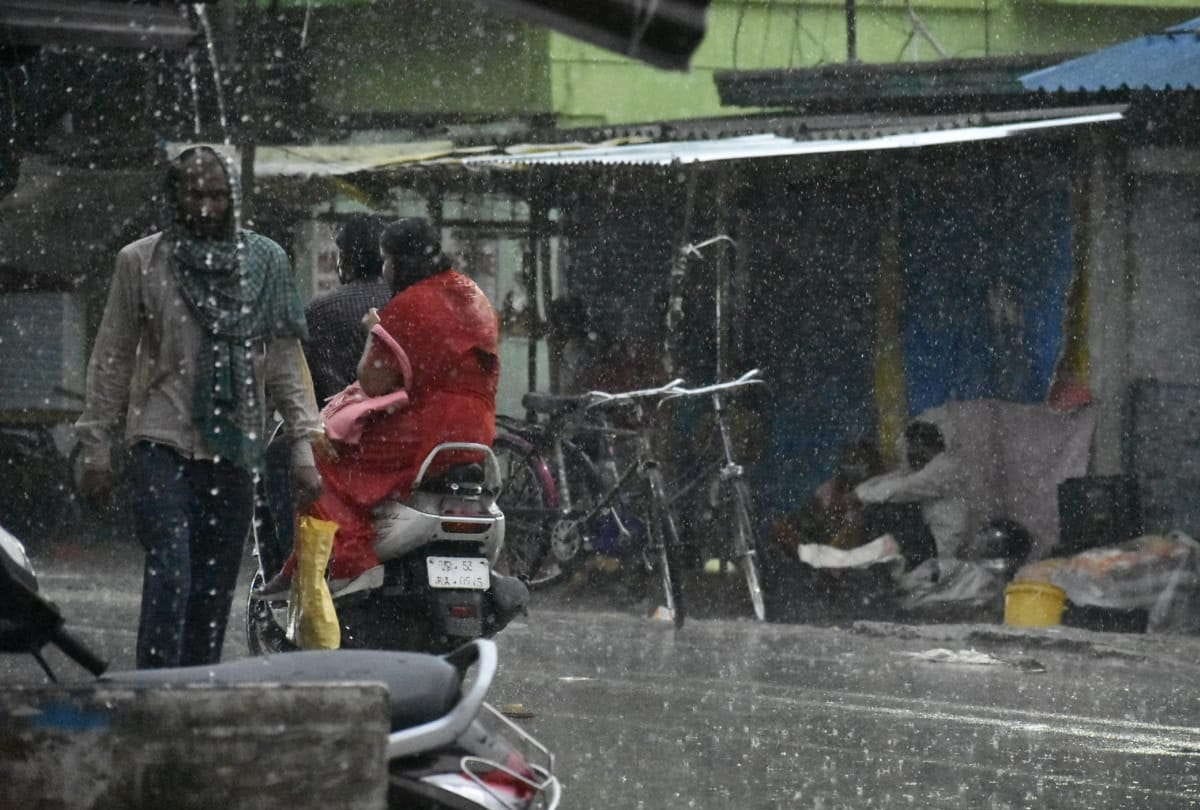 Gorakhpur weather update Rain before monsoon Breaks Records Maximum Rain In 51 Years
