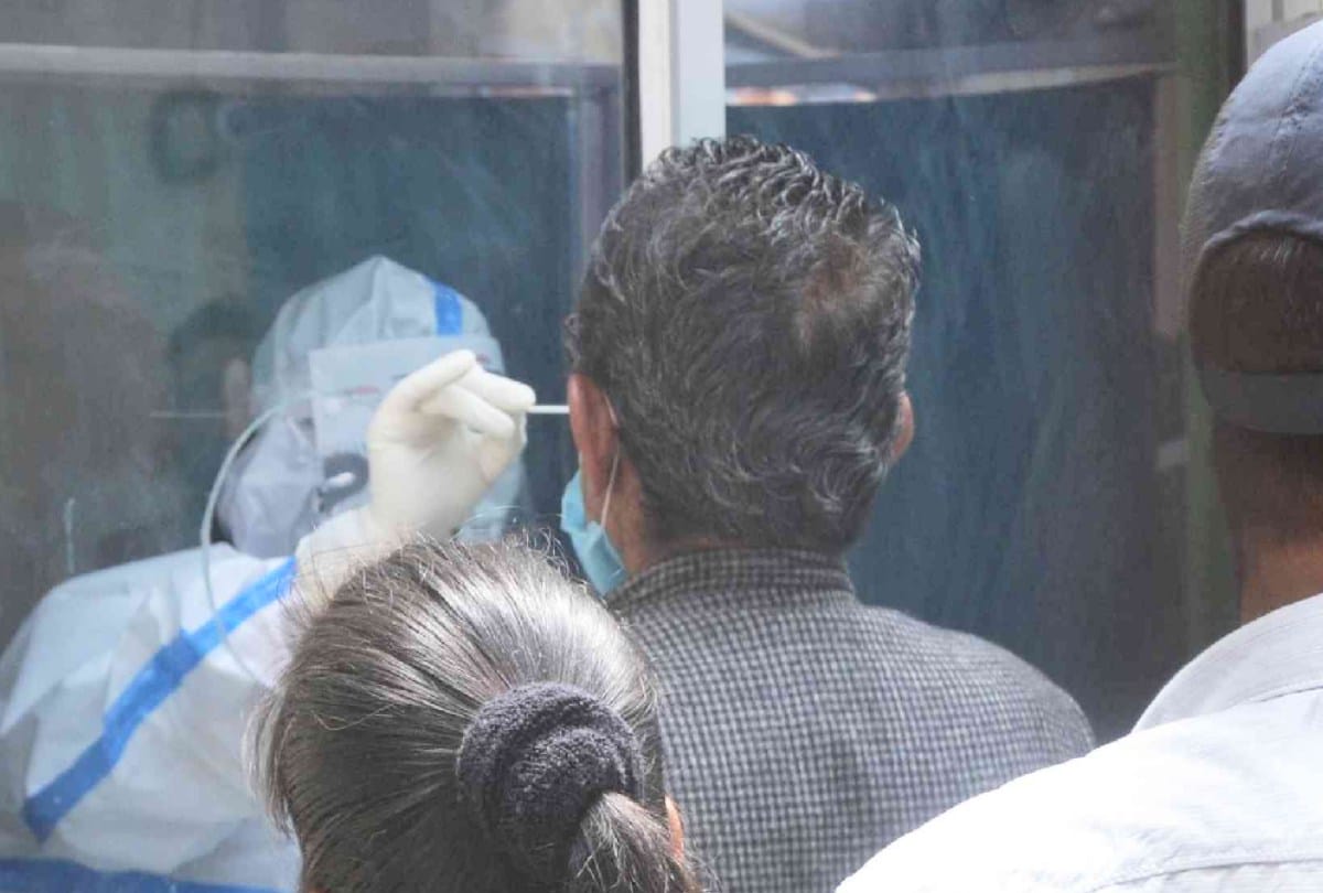 Read about the condition on corona infection in Lucknow.