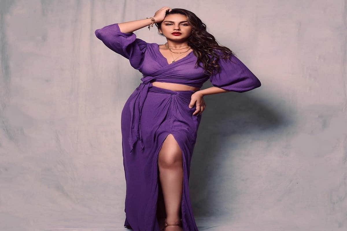 huma qureshis glamorous look for army of the dead in hindi