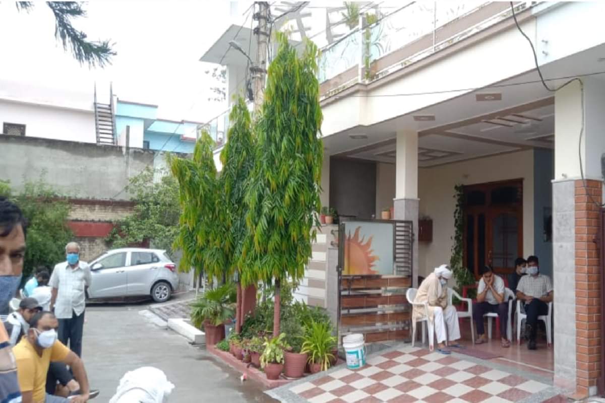 Meerut News: Anubhav Chaudhary had received only one rupees in his marriage as dowery