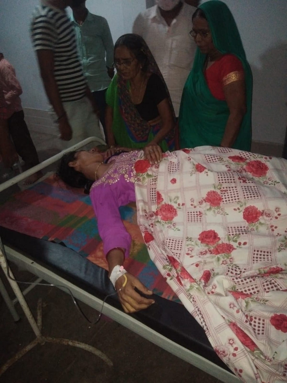 Wild boar attacked three people in injured in chandauli up