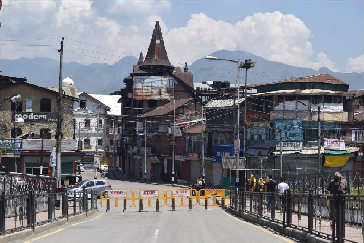 Jammu and Kashmir: cases rise again after several days, 53 deaths, 2965 new patients found