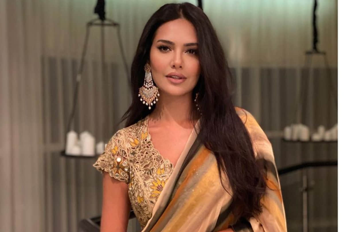 esha gupta halter neck leather gown looks classy and sizzling perfect for party evening