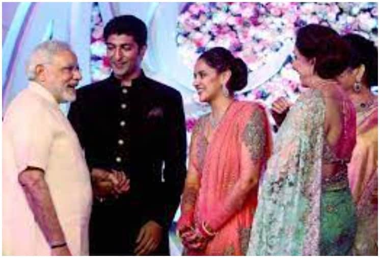 PM Modi Came to The Wedding of These Bollywood Stars