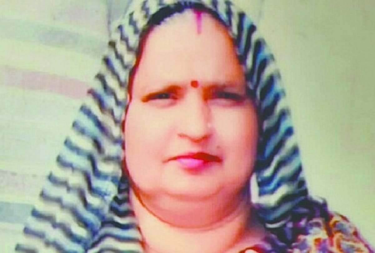 tantric killed mother and son who had come home to worship in delhi see photos