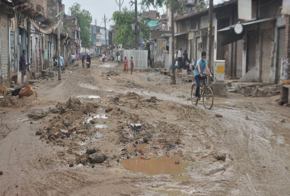 Municipal corporation will not allow digging of roads after June 15 due to rain in agra