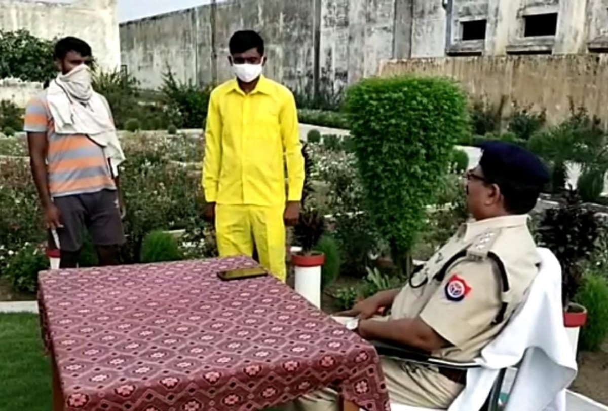 Two prisoner of Maharajganj jail refused to take release on parole due to Unemployment