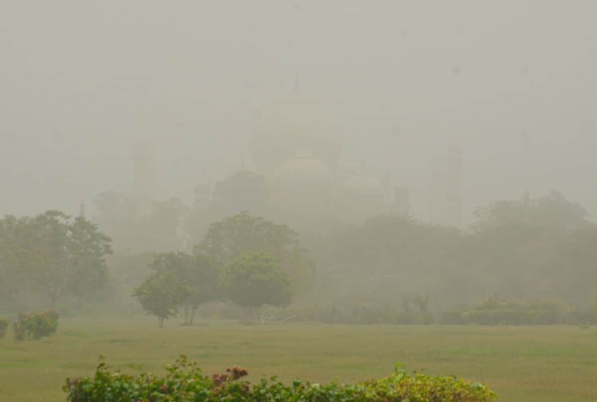 Agra UP Air Pollution Level News: Agra Air Quality Index (AQI) Reached a Poor Level