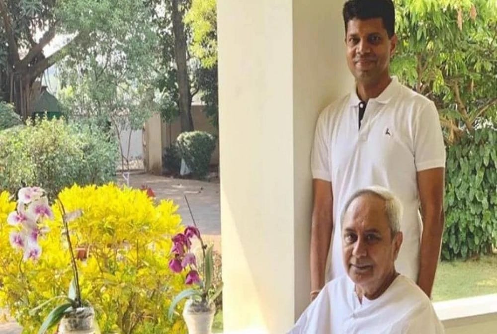 Odisha CM Naveen Patnaik aide VK Pandian to receive FIH Presidents Award