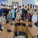एसपी विमुक्त रंजन के साथ एसआईटी।