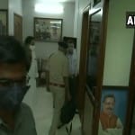 पूर्व सीएम रमन सिंह के आवास पर पहुंची पुलिस
