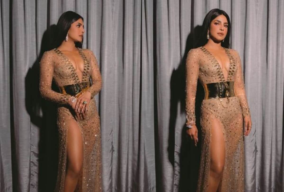 Billboard music awards 2021 Priyanka Chopra stole limelight in her gorgeous look see romantic photos with Nick jonas